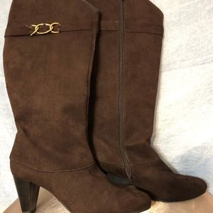 Brown suede-like boots